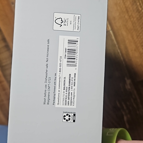 MOON AND STARS SPACE THEME 5 PIECE DINNERWARE SET: NEW IN PACKAGE - Picture 3 of 3